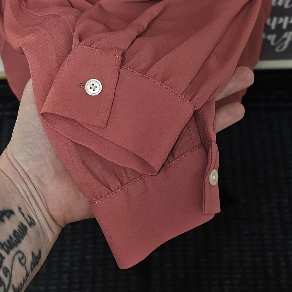 J. CREW SIZE XS BUTTON SLEEVE LOOSE FITTING CASUAL BLOUSE IN MAUVE\BLUSH PINK